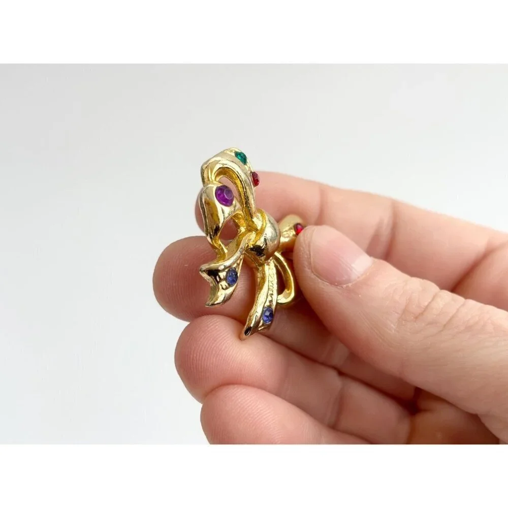 Christmas Bow Rhinestoned Gold Toned Holiday Themed Vintage Jewelry Brooch